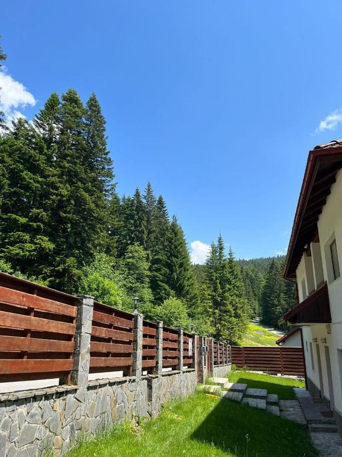 Vila 7 Predeal - Unique Location In The Forest Exterior photo